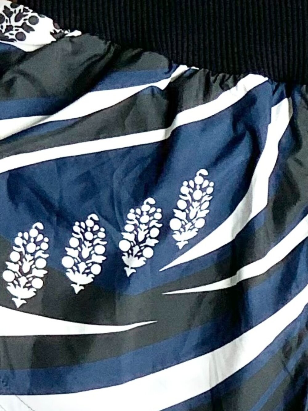 NWOT FP Movement Carpe Diem Printed Shorts, Sporty Striping Combo, Small - Picture 6 of 10